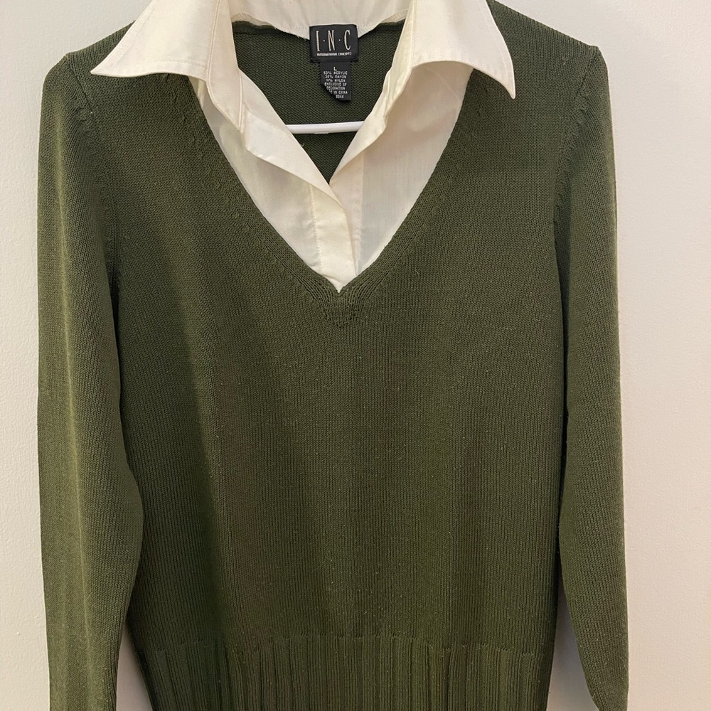 INC International Concepts Women's Olive V-Neck Sweater